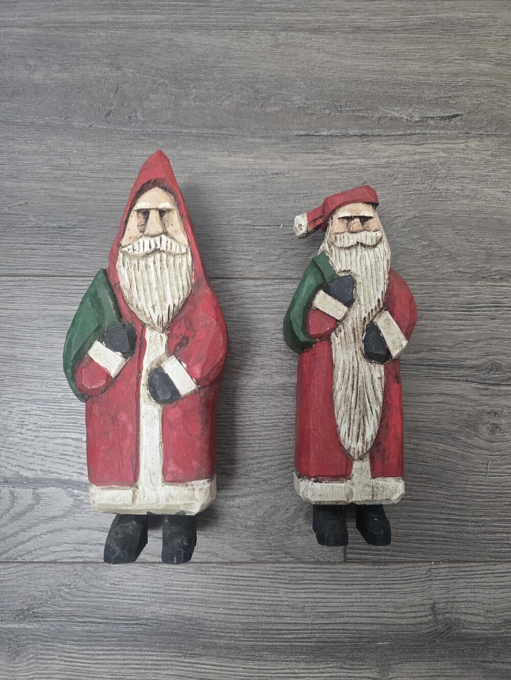 Wooden Hand Carved Hand Painted Primitive Santas Set Of 2 Christmas Decor